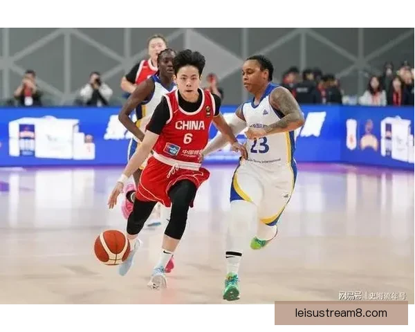 里尔女篮客场大胜阿凡纳沙特尔女篮比分差距显著