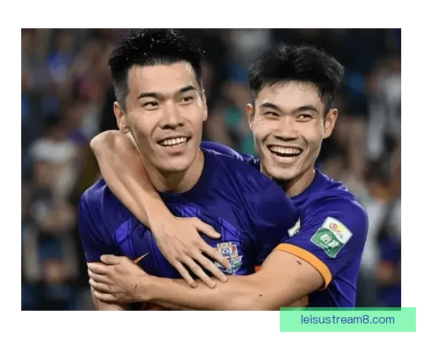 罗伊斯顿镇1比2雷笛特：激战中客队逆袭成功，精彩瞬间回顾